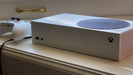 Phil Spencer, Xbox Series S Mecburiliği İçin Açıklamada Bulundu